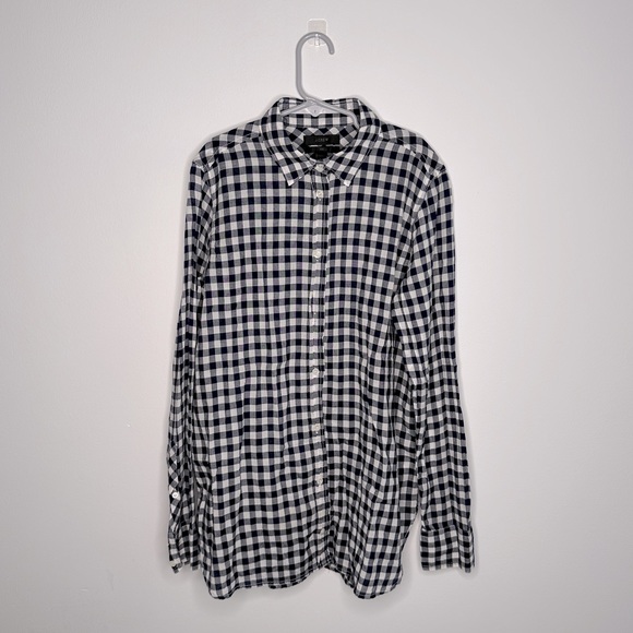 J. Crew Boy Fit Long Sleeve Button Down Gingham Classic Navy Size 00 - Picture 5 of 6